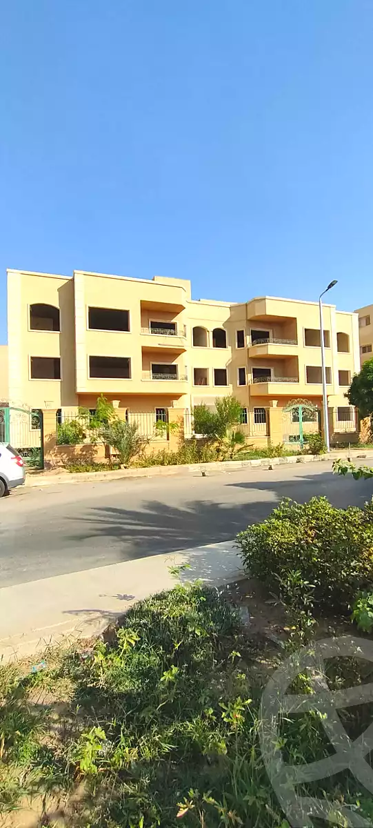 https://aqarmap.com.eg/ar/listing/7264299-for-sale-cairo-new-cairo-el-ahyaa-first-neighborhood-street-12