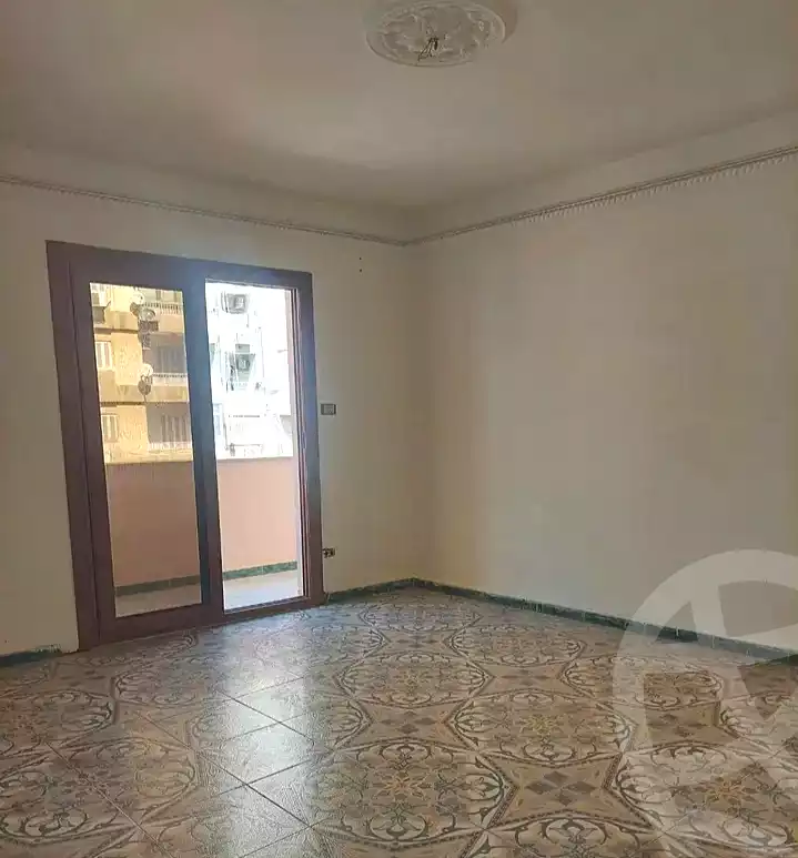 https://aqarmap.com.eg/ar/listing/7264658-for-rent-alexandria-miami-iskandar-ibrahim-st