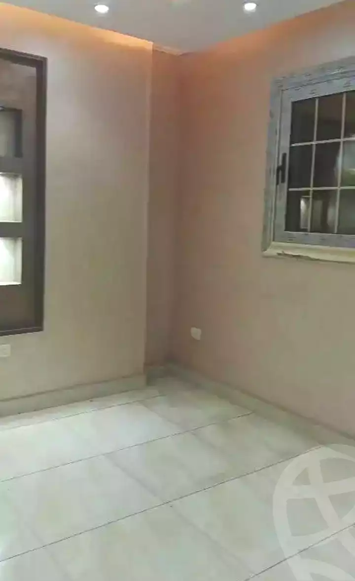 https://aqarmap.com.eg/ar/listing/7264818-for-rent-alexandria-ganaklis