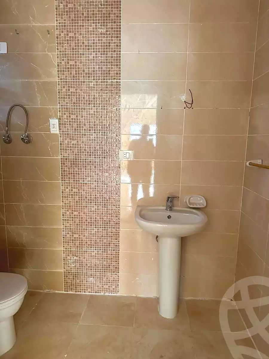 https://aqarmap.com.eg/ar/listing/7264937-for-sale-cairo-new-cairo-compounds-dar-misr-el-koronfel