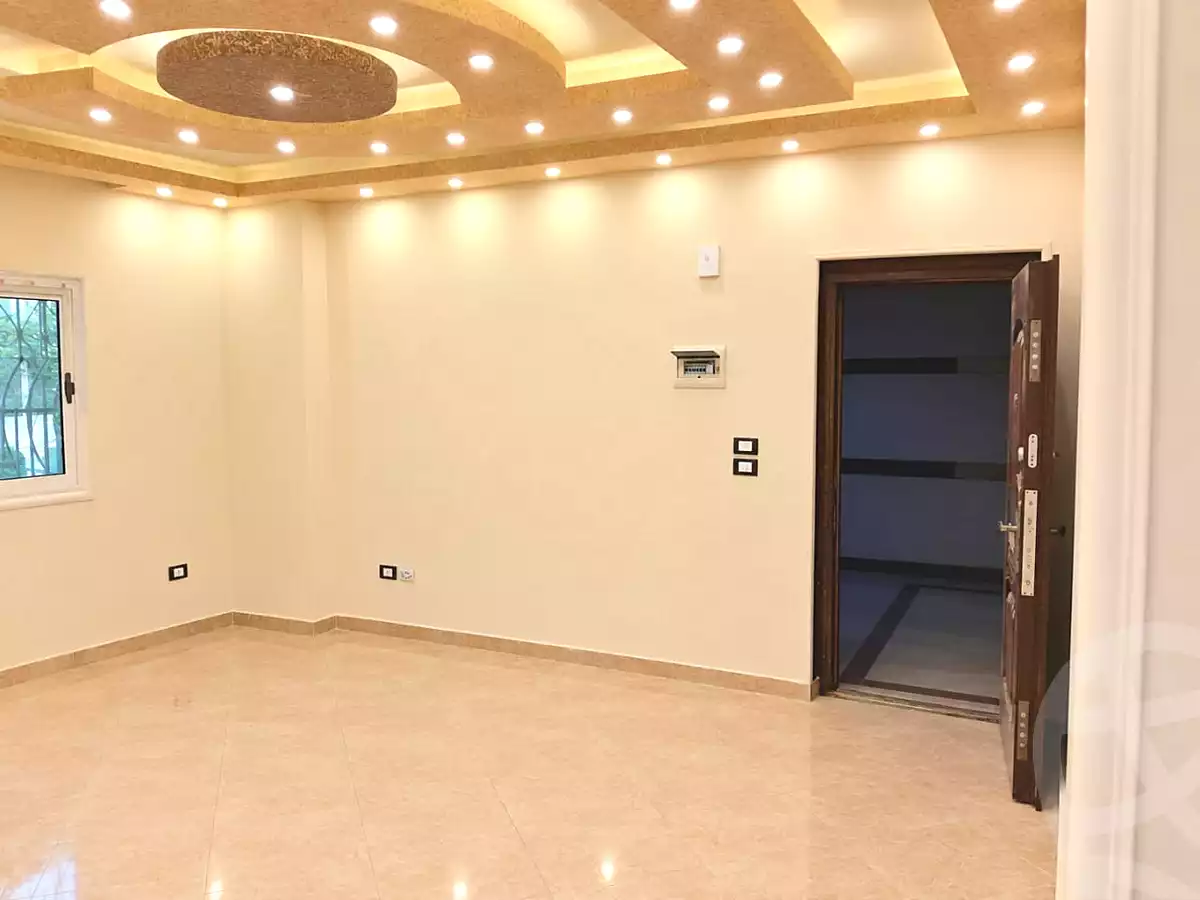 https://aqarmap.com.eg/ar/listing/7264955-for-sale-cairo-6th-of-october-ganob-el-ahyaaa-el-bustan-neighborhood