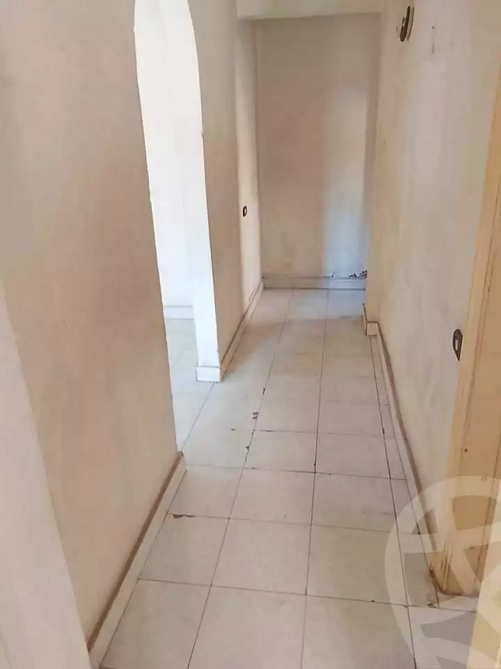 https://aqarmap.com.eg/ar/listing/7265326-for-sale-alexandria-al-agamy-lbytsh-el-hay-st