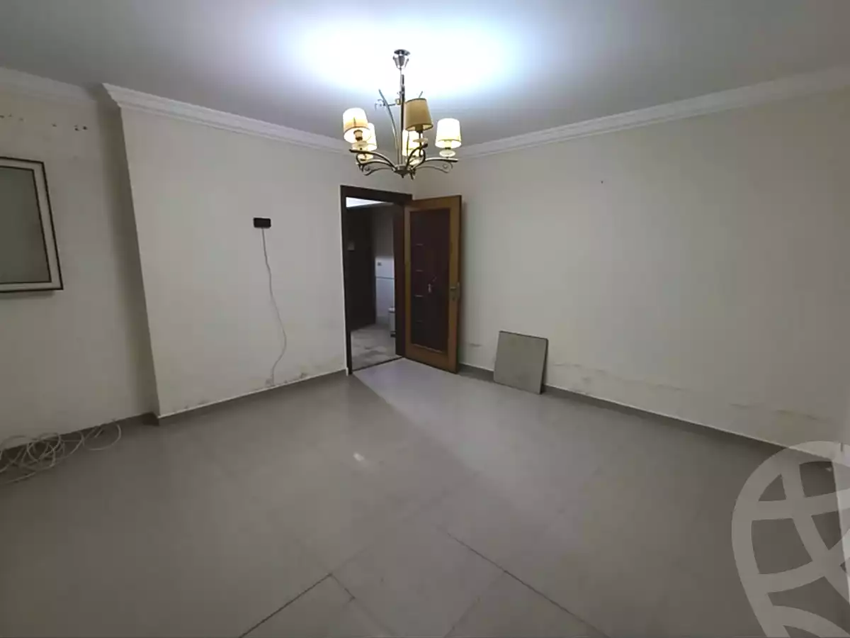 https://aqarmap.com.eg/ar/listing/7265334-for-sale-alexandria-camp-cesar-port-said-street
