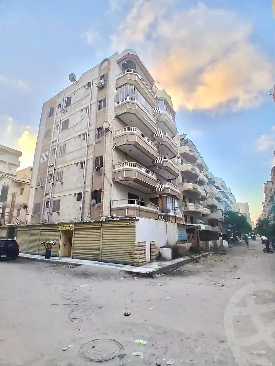 https://aqarmap.com.eg/ar/listing/7265412-for-sale-alexandria-al-agamy-shataa-el-nakheel