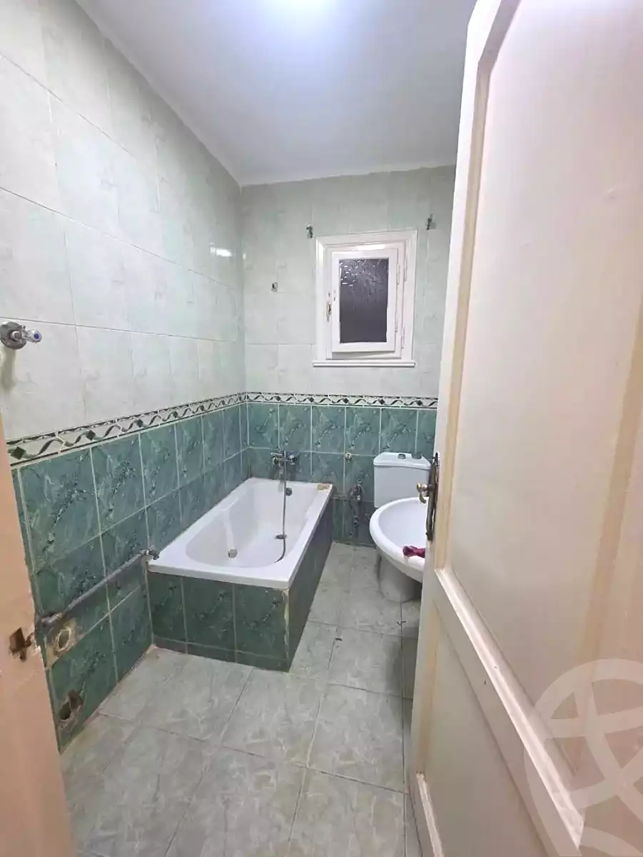 https://aqarmap.com.eg/ar/listing/7265511-for-sale-alexandria-al-agamy-shataa-el-nakheel