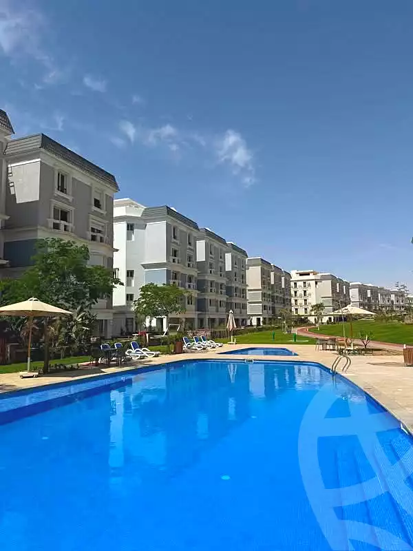 https://aqarmap.com.eg/en/listing/7265682-for-sale-cairo-new-cairo-compounds-mountain-view1-1-compound
