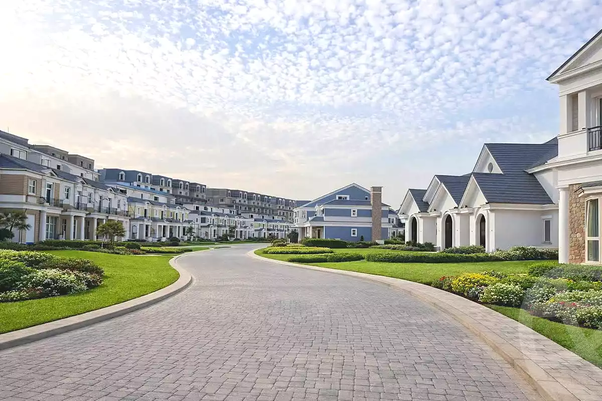 https://aqarmap.com.eg/ar/listing/7265728-for-sale-cairo-new-cairo-compounds-mountain-view1-1-compound