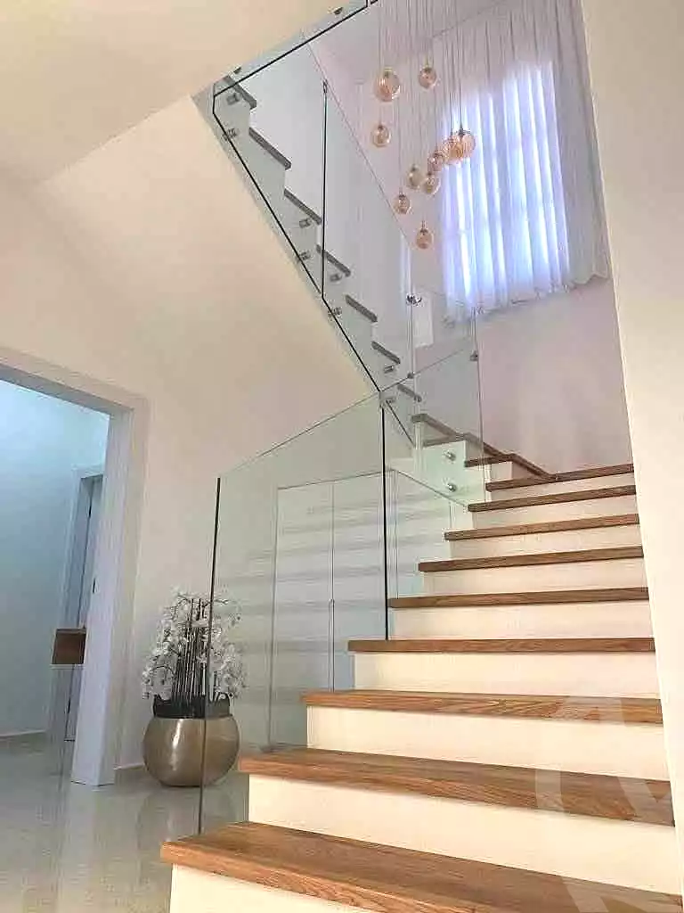 https://aqarmap.com.eg/en/listing/7265733-for-sale-cairo-new-cairo-compounds-mountain-view1-1-compound