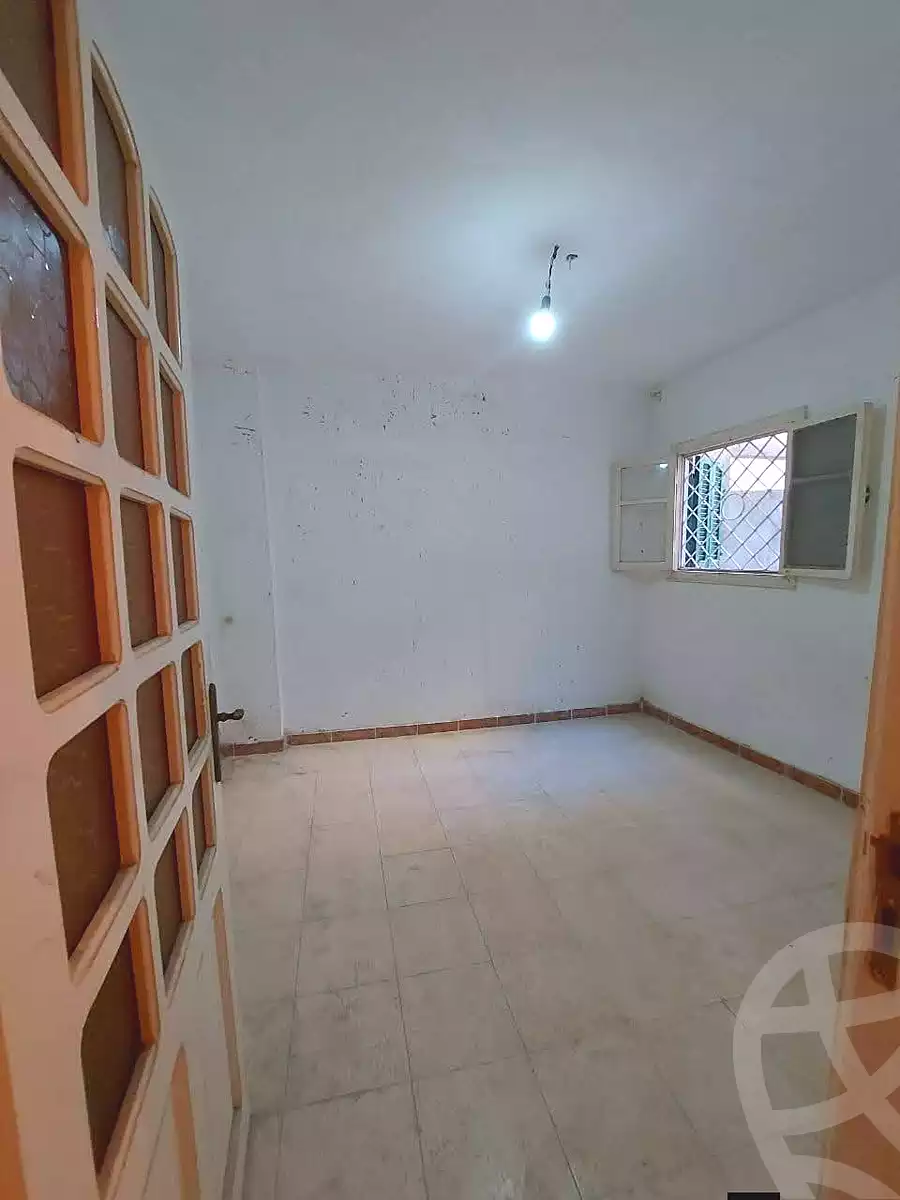 https://aqarmap.com.eg/en/listing/7266552-for-sale-alexandria-el-asafra-salman-el-farsi-st