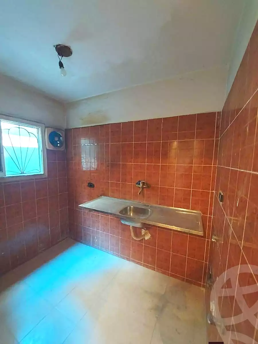 https://aqarmap.com.eg/en/listing/7266552-for-sale-alexandria-el-asafra-salman-el-farsi-st