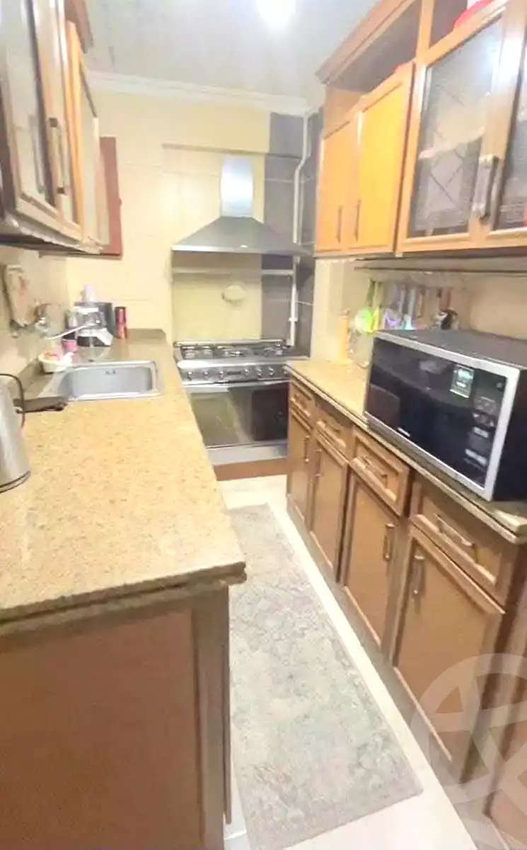 https://aqarmap.com.eg/ar/listing/7266576-for-sale-alexandria-sydy-bshr-shr-mlk-hfny
