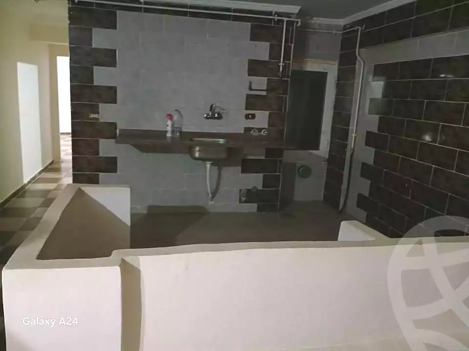 https://aqarmap.com.eg/ar/listing/7267170-for-rent-alexandria-el-asafra-l-sfr-bhry