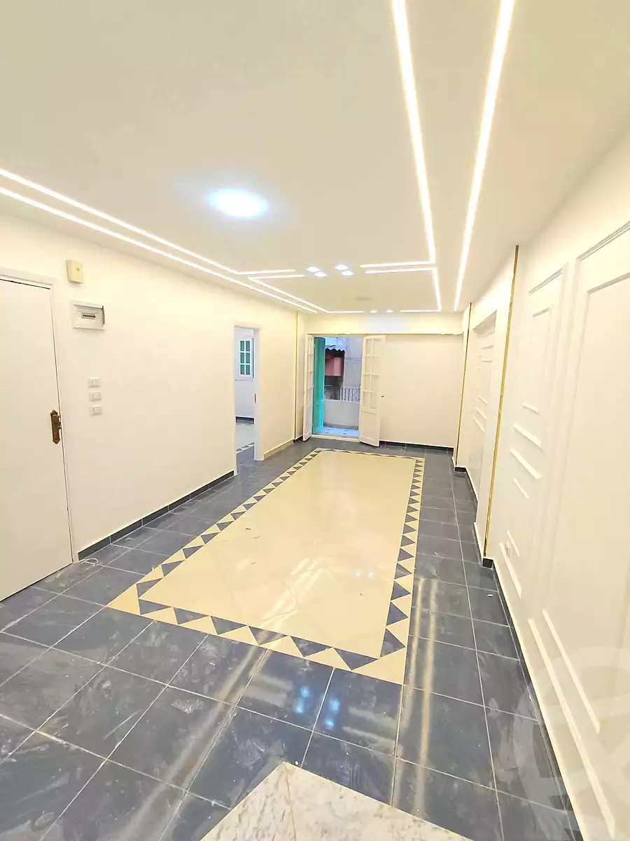 https://aqarmap.com.eg/ar/listing/7267200-for-sale-alexandria-sydy-bshr-sydy-bshr-bhry