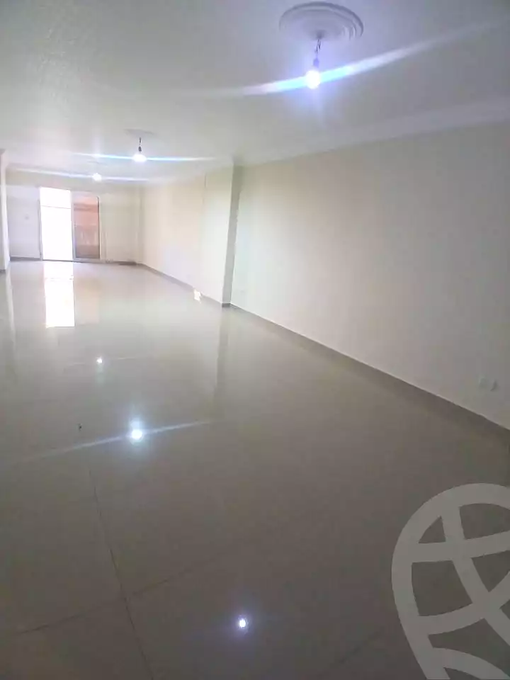 https://aqarmap.com.eg/en/listing/7267223-for-sale-alexandria-lauran
