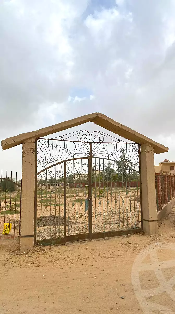 https://aqarmap.com.eg/ar/listing/7267354-for-sale-cairo-el-sheikh-zayed-city-lshykh-zyd-ljdyd-el-reef-el-oroby