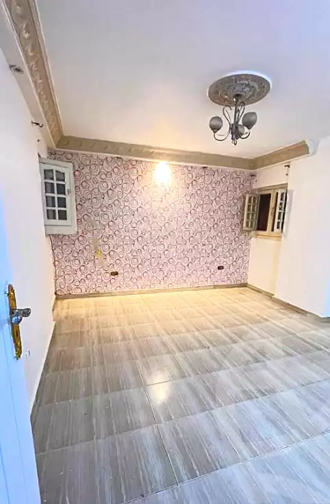 https://aqarmap.com.eg/ar/listing/7267422-for-rent-alexandria-sydy-bshr-sydy-bshr-bhry-shr-mhmwd-l-yswy