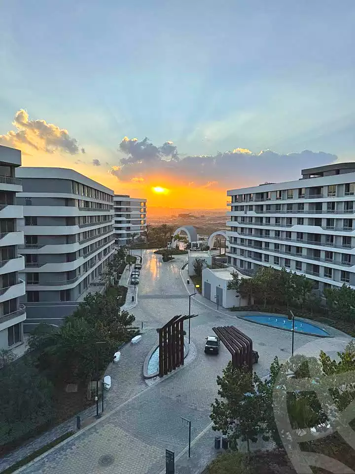 https://aqarmap.com.eg/ar/listing/7267943-for-sale-cairo-new-cairo-lmstqbl-syty-compounds-bloomfields