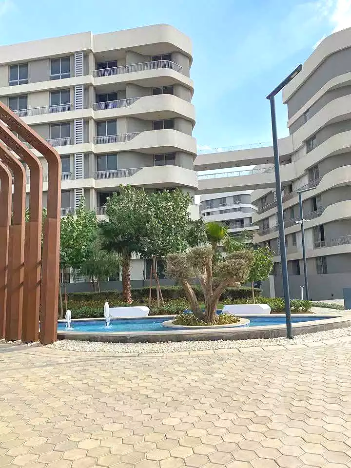 https://aqarmap.com.eg/ar/listing/7267943-for-sale-cairo-new-cairo-lmstqbl-syty-compounds-bloomfields
