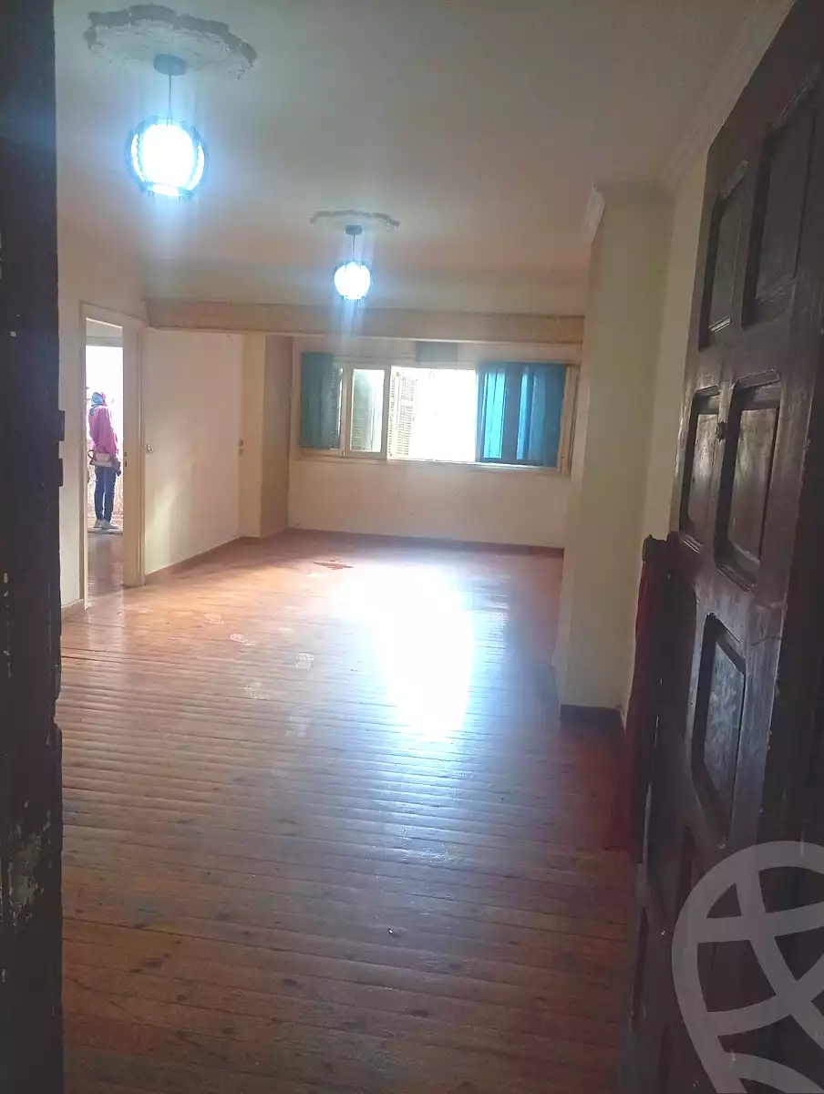 https://aqarmap.com.eg/ar/listing/7268092-for-sale-alexandria-moharram-bey-tryq-qn-lswys