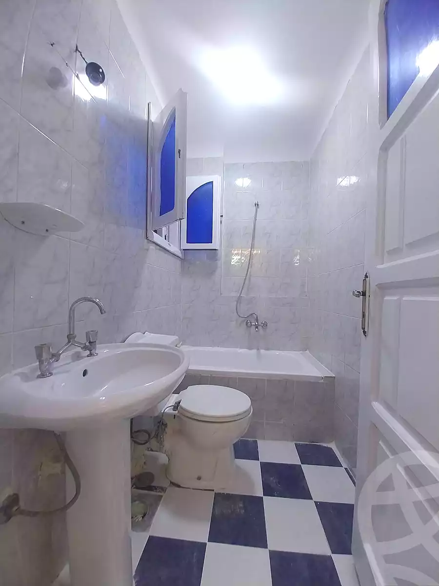 https://aqarmap.com.eg/ar/listing/7268095-for-sale-alexandria-al-agamy-shataa-el-nakheel