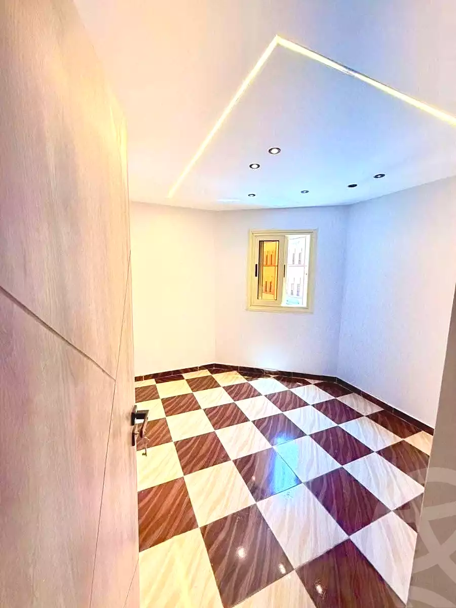 https://aqarmap.com.eg/en/listing/7268446-for-sale-alexandria-sydy-bshr-sydy-bshr-bhry-shr-khld-bn-lwlyd