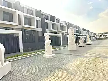 https://aqarmap.com.eg/en/listing/7268533-for-sale-cairo-new-cairo-compounds-zyd-yst