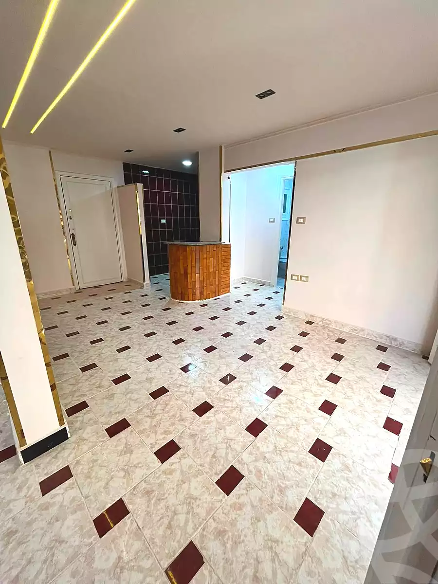 https://aqarmap.com.eg/en/listing/7268861-for-sale-alexandria-al-agamy-shataa-el-nakheel