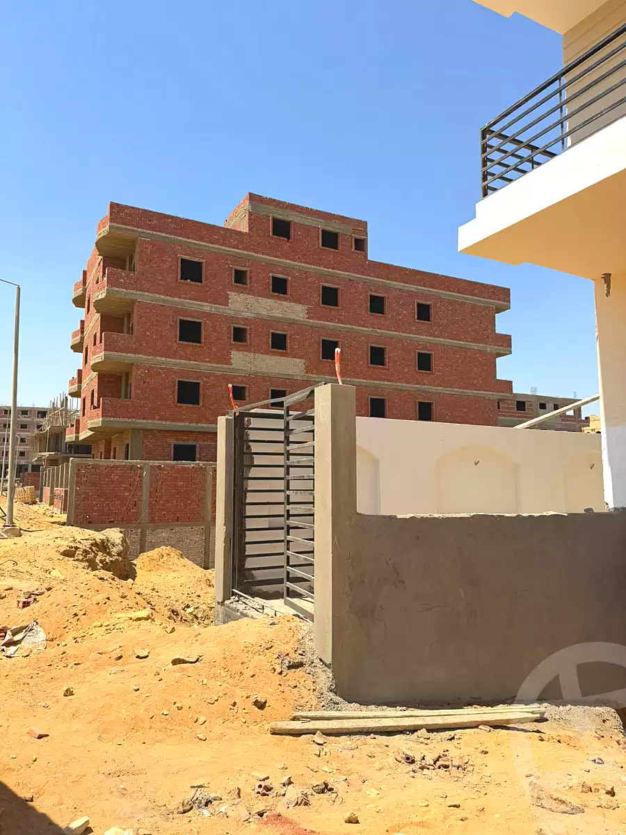 https://aqarmap.com.eg/en/listing/7268903-for-sale-cairo-new-cairo-bait-el-watan-fifth-neighborhood