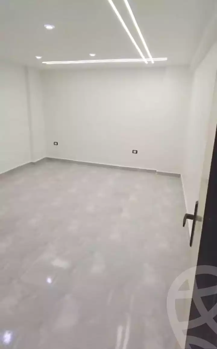 https://aqarmap.com.eg/en/listing/7268927-for-sale-alexandria-al-agamy-lbytsh-princess-st