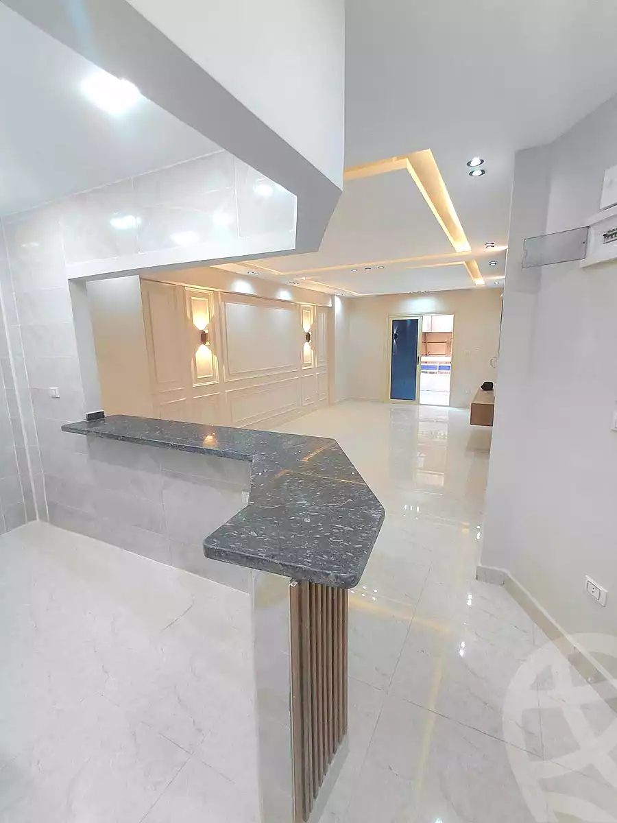 https://aqarmap.com.eg/ar/listing/7268975-for-sale-alexandria-el-asafra-l-sfr-bhry