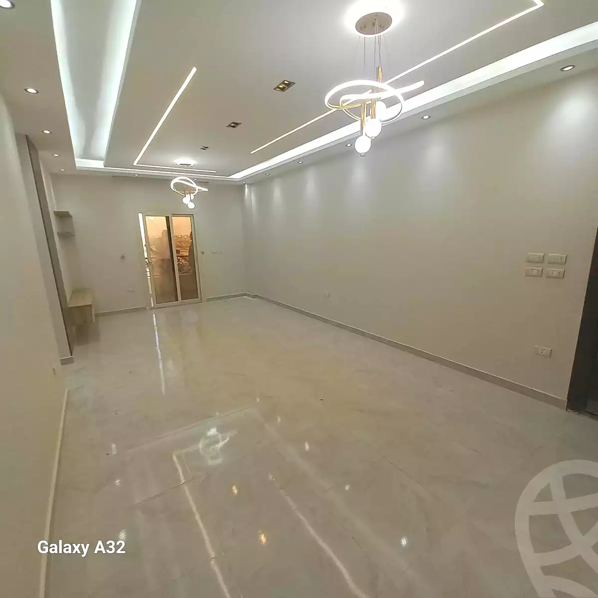 https://aqarmap.com.eg/en/listing/7268995-for-rent-cairo-new-cairo-compounds-la-maison-compound