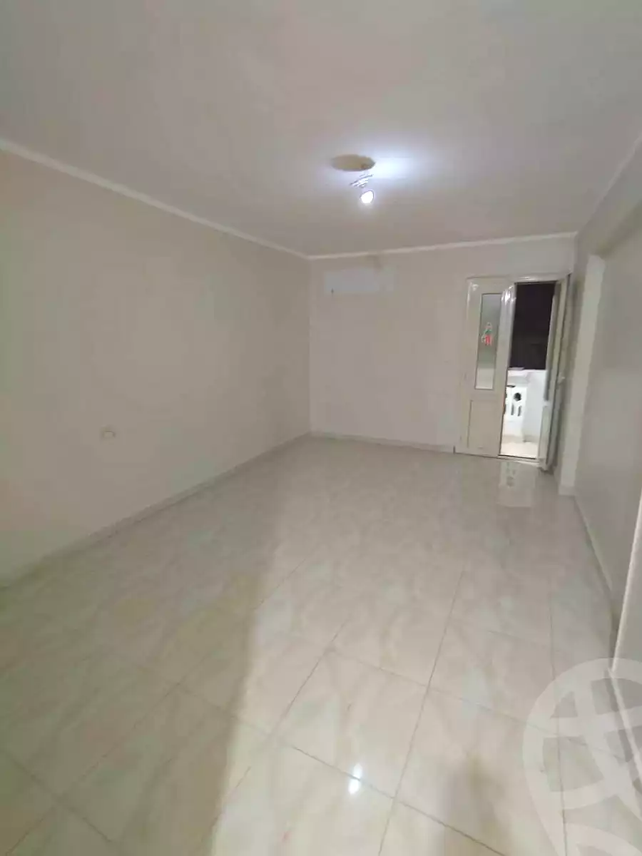 https://aqarmap.com.eg/ar/listing/7269060-for-rent-cairo-ain-shams-mnshy-lthryr
