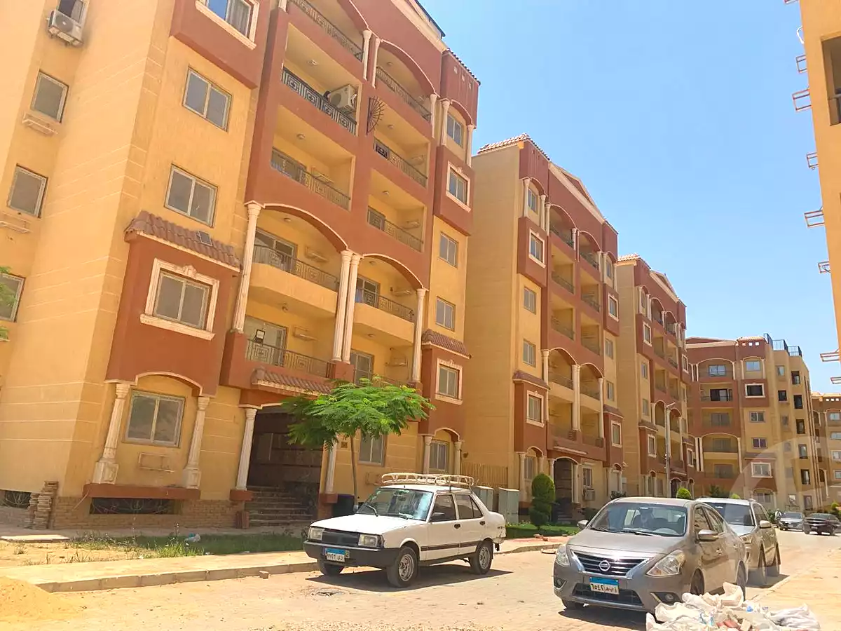 https://aqarmap.com.eg/ar/listing/7269078-for-sale-cairo-new-cairo-compounds-loaloat-new-cairo