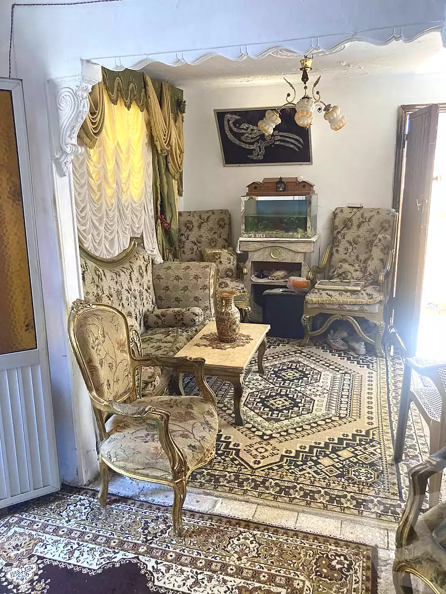 https://aqarmap.com.eg/ar/listing/7269725-for-sale-alexandria-bakoos-cinema-layla-st