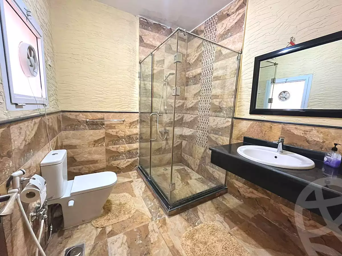 https://aqarmap.com.eg/ar/listing/7269740-for-rent-cairo-el-sheikh-zayed-city-compounds-hy-lnd