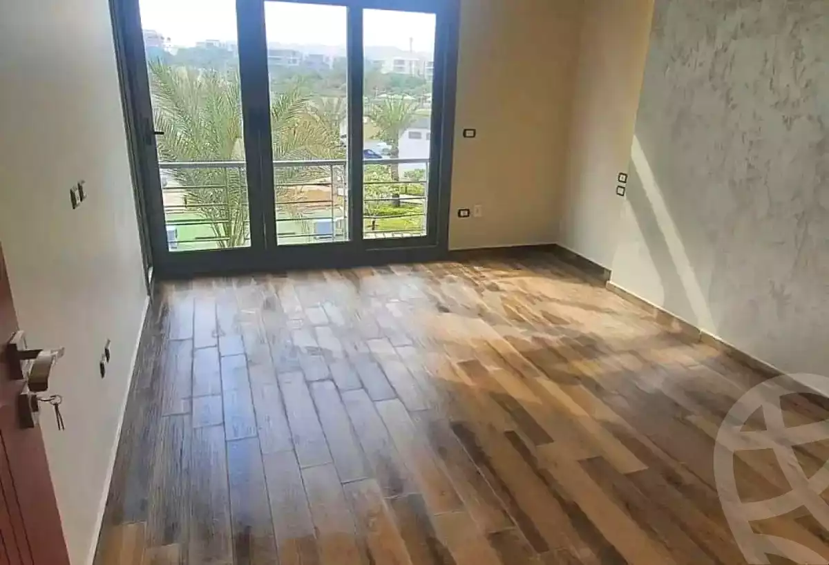 https://aqarmap.com.eg/en/listing/7270079-for-sale-cairo-new-cairo-compounds-mountain-view1-1-compound
