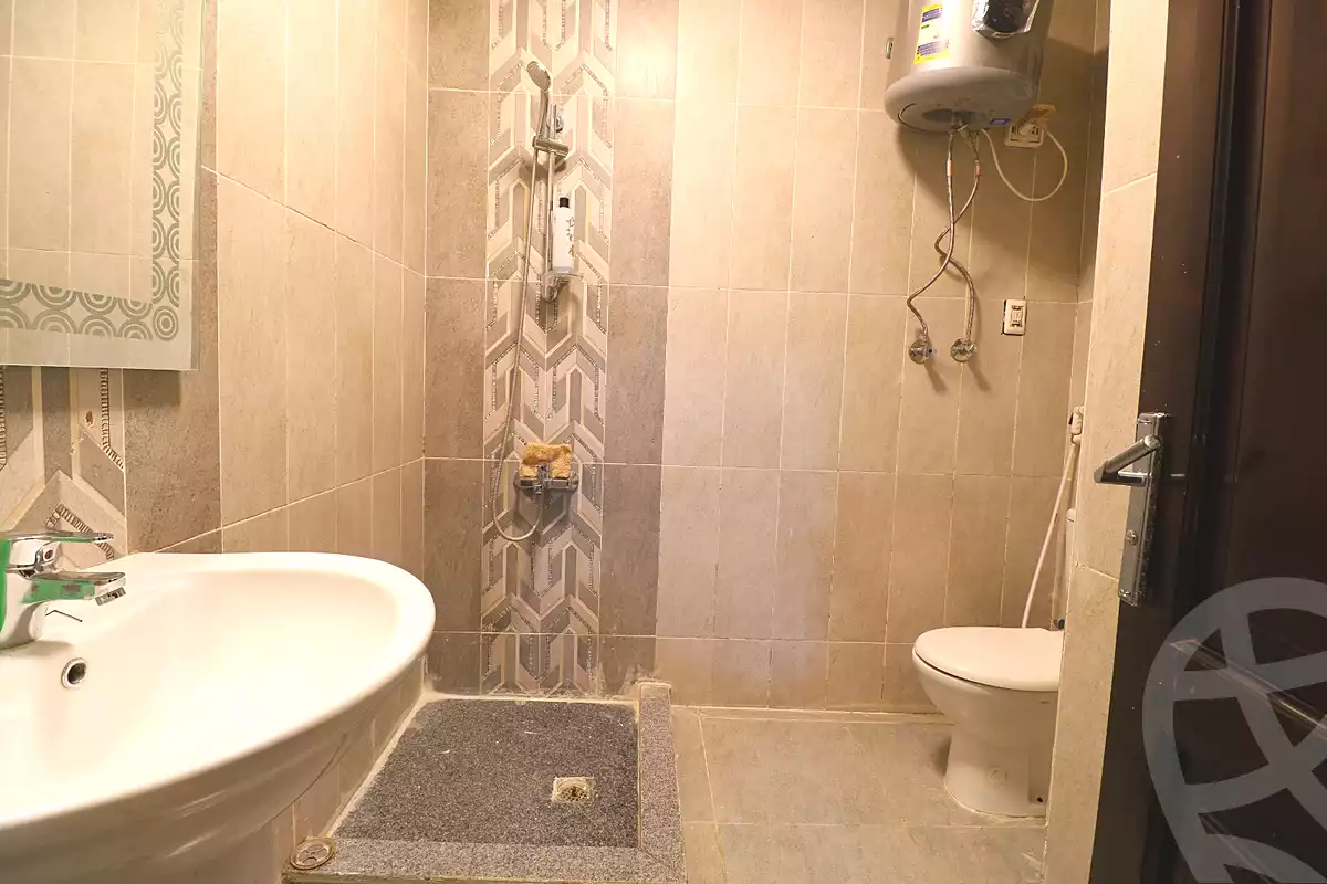 https://aqarmap.com.eg/ar/listing/7270204-for-rent-cairo-el-sheikh-zayed-city-compounds-jn-zyd