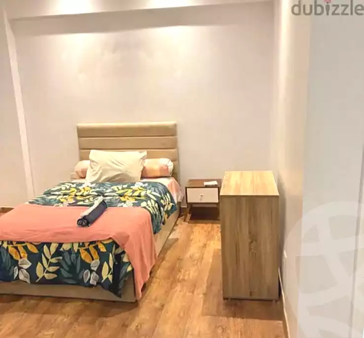 https://aqarmap.com.eg/ar/listing/7270297-for-rent-cairo-new-cairo-first-settlement-mhwr-mstfy-kml
