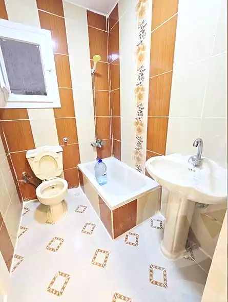 https://aqarmap.com.eg/ar/listing/7270341-for-sale-alexandria-al-agamy-shataa-el-nakheel