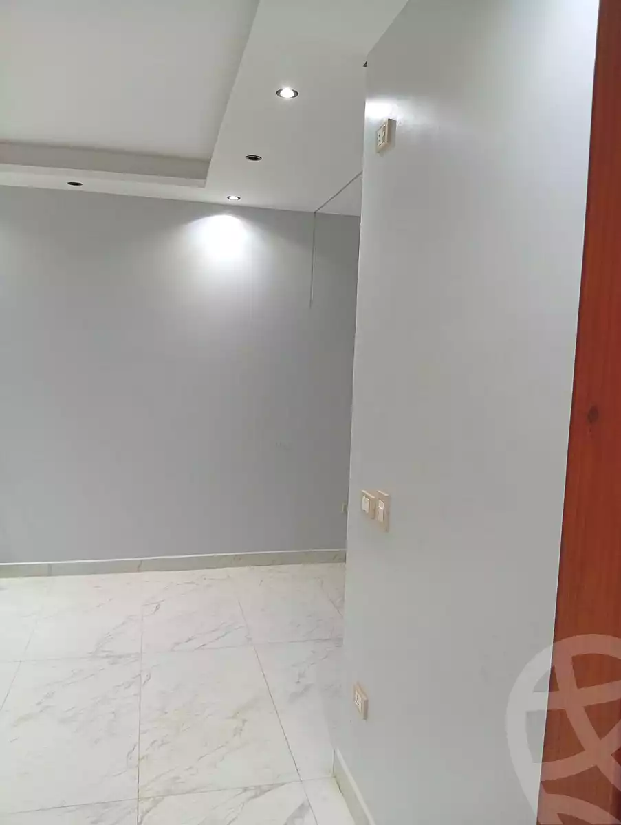 https://aqarmap.com.eg/en/listing/7270369-for-rent-cairo-el-sheikh-zayed-city-el-hay-elsabeaa-lsf