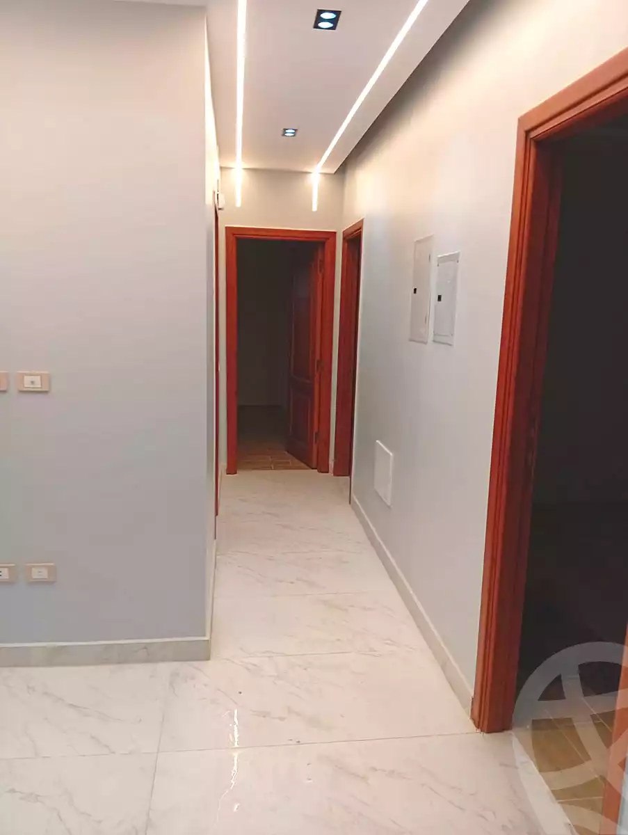 https://aqarmap.com.eg/en/listing/7270369-for-rent-cairo-el-sheikh-zayed-city-el-hay-elsabeaa-lsf
