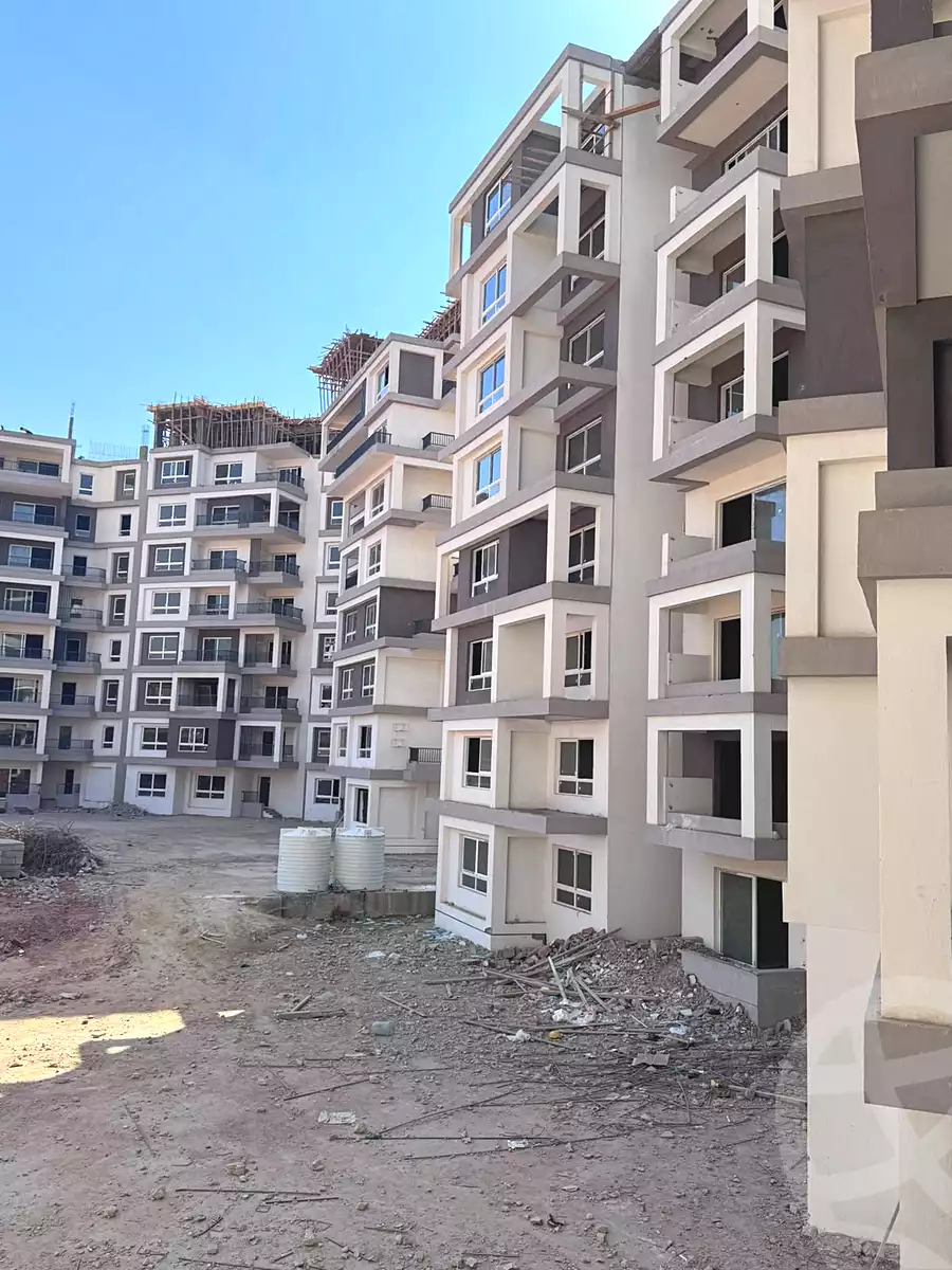 https://aqarmap.com.eg/ar/listing/7270392-for-sale-cairo-new-administrative-capital-r7-ntrd-fynyw