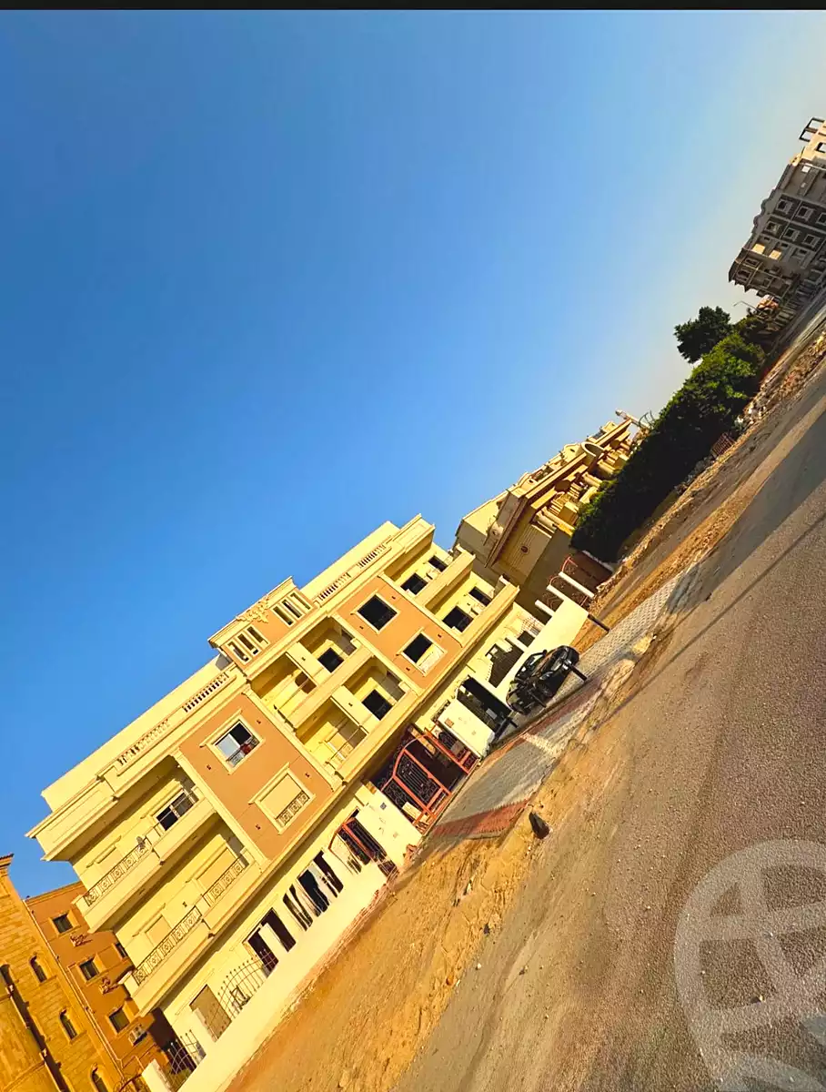 https://aqarmap.com.eg/en/listing/7270389-for-sale-cairo-el-shorouk-h-lnd