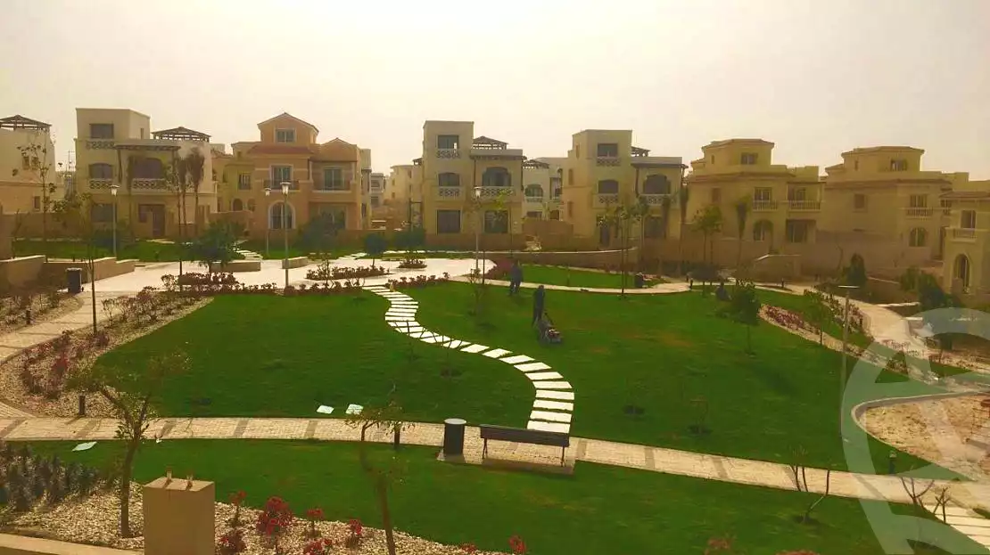 https://aqarmap.com.eg/en/listing/7270589-for-sale-cairo-new-cairo-compounds-hyde-park-centre-ville-hyde-park