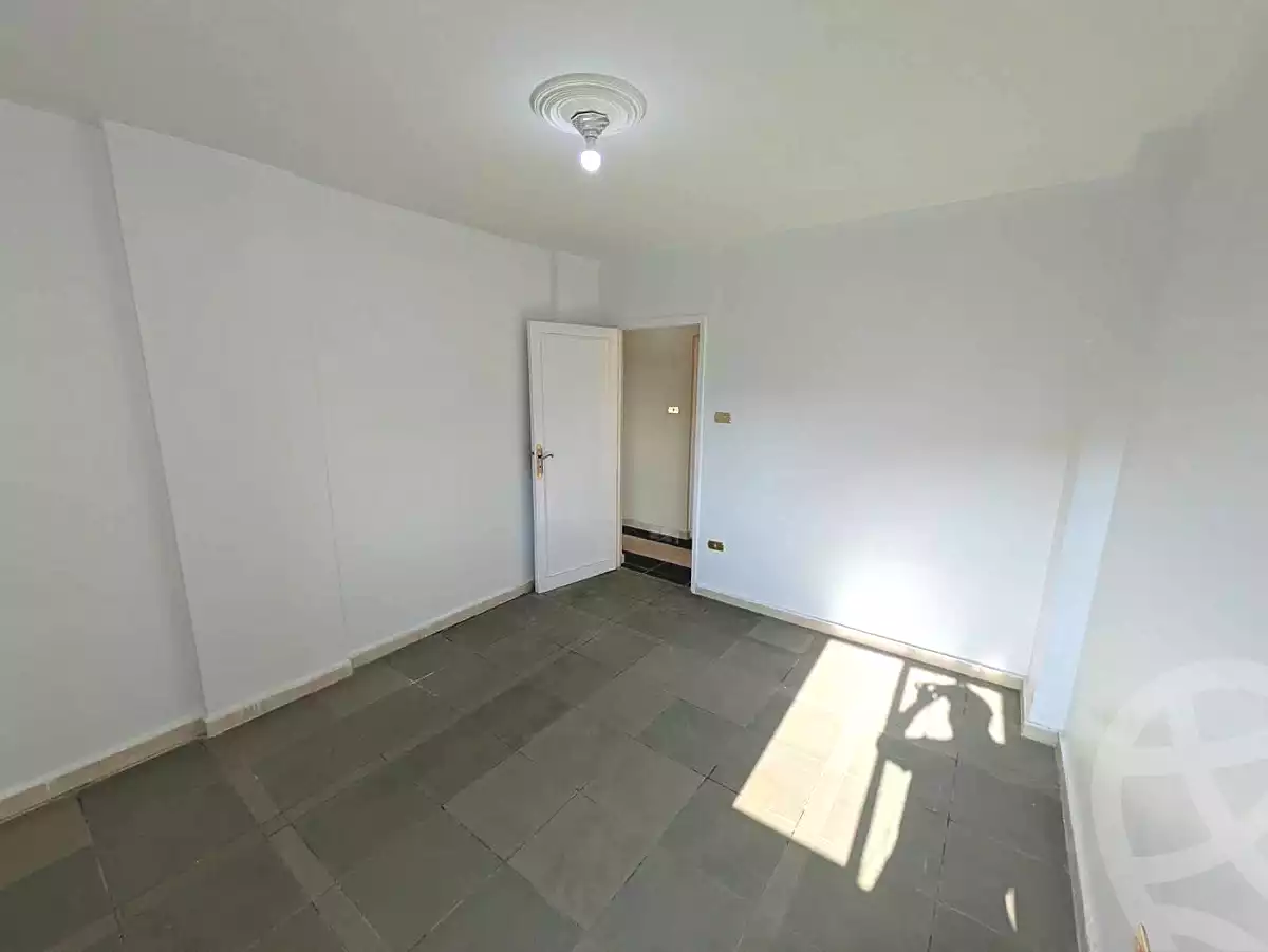 https://aqarmap.com.eg/ar/listing/7270793-for-sale-cairo-helwan
