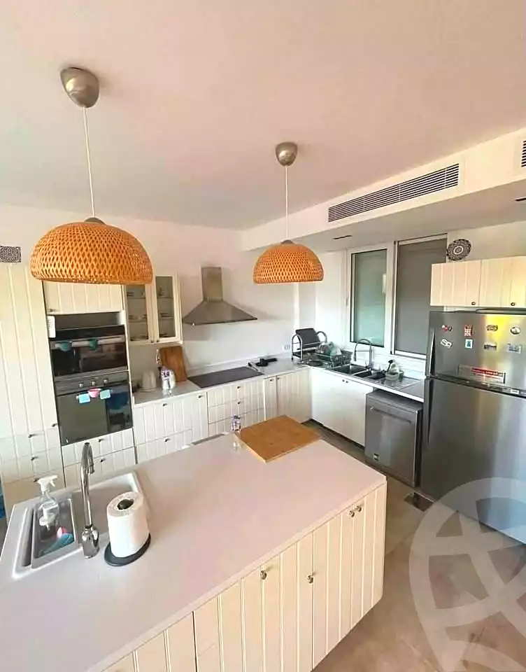 https://aqarmap.com.eg/en/listing/7270771-for-sale-cairo-new-cairo-compounds-mountain-view1-1-compound
