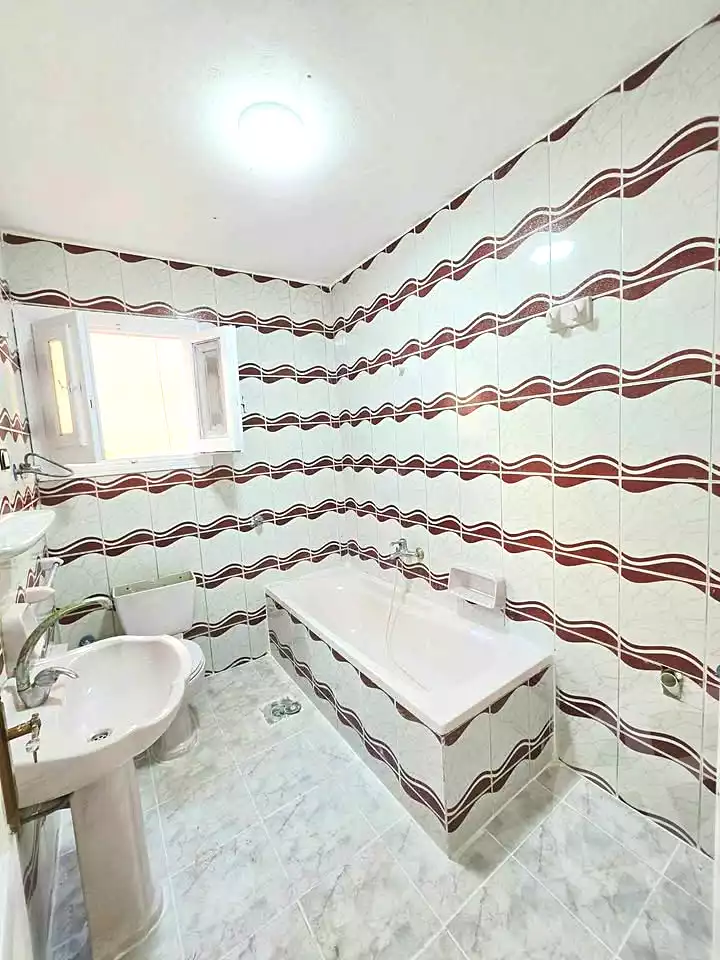 https://aqarmap.com.eg/ar/listing/7270802-for-sale-alexandria-al-agamy-shataa-el-nakheel