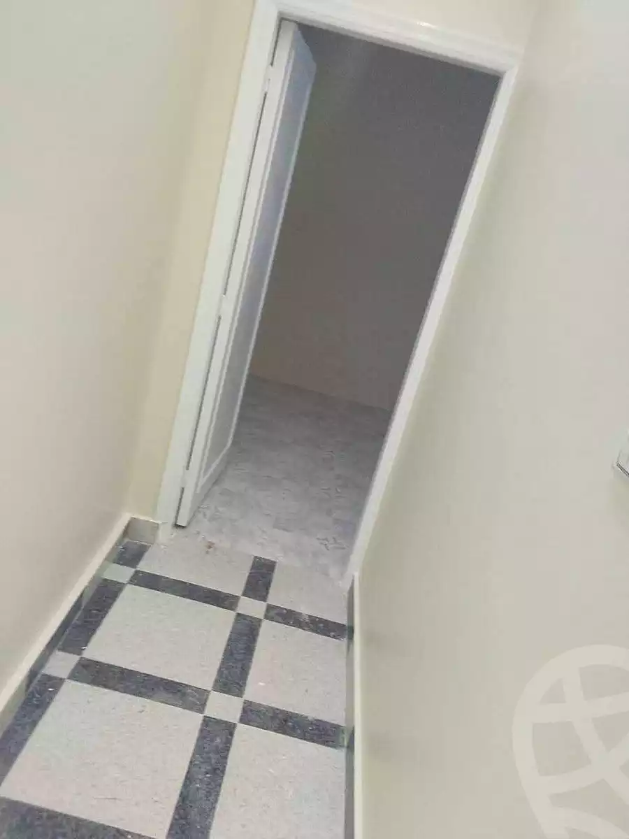https://aqarmap.com.eg/ar/listing/7270860-for-sale-cairo-helwan-helwan-el-sharkeya-thabit-basha-st