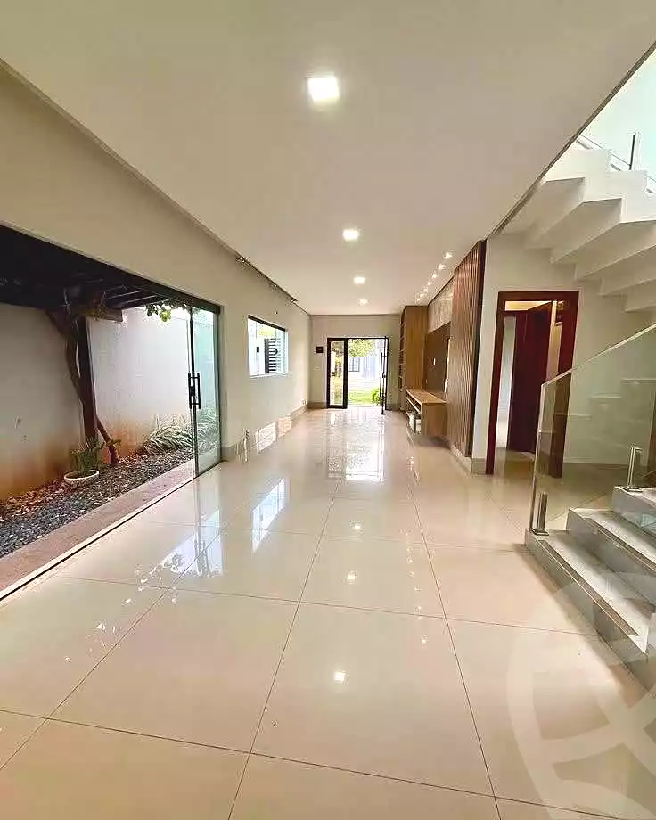 https://aqarmap.com.eg/ar/listing/7270865-for-sale-cairo-new-cairo-compounds-villette-kmbwnd-sky-kwndwz-swdyk-villette