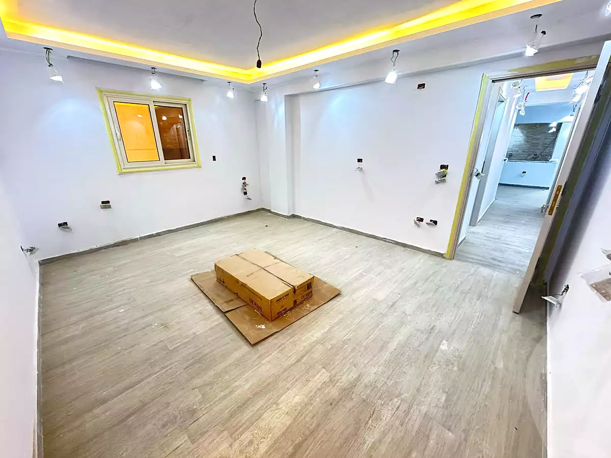 https://aqarmap.com.eg/ar/listing/7271421-for-sale-cairo-new-cairo-el-ahyaa-fifth-neighborhood-street-21